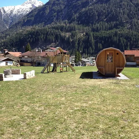 Ferienhuetten Lechtal Dağ evi *