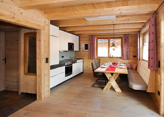 Ferienhuetten Lechtal *